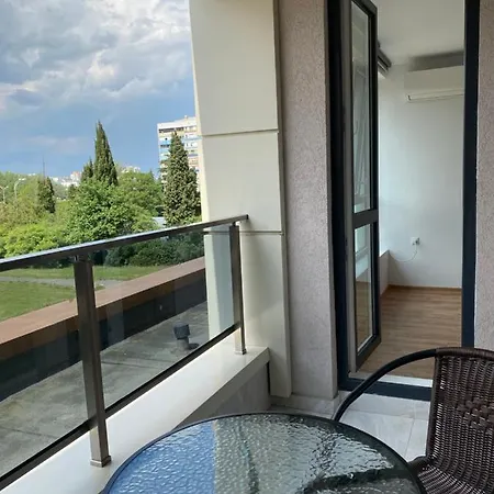 The Ideal 2 * Burgas