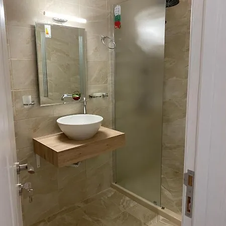 The Ideal 2 Apartment Burgas